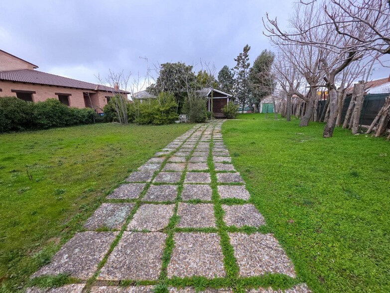 Terrain dans El Casar, Guadalajara à vendre - Photo principale – Image 1 sur 1