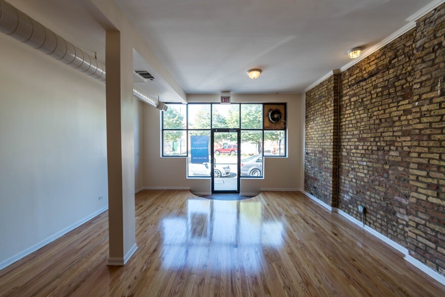 525-527 N Ashland Ave, Chicago, IL à vendre - Photo intérieure – Image 3 sur 9