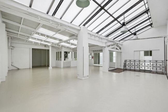 Plus de détails pour 134 Rue Du Temple, Paris - Bureau à vendre