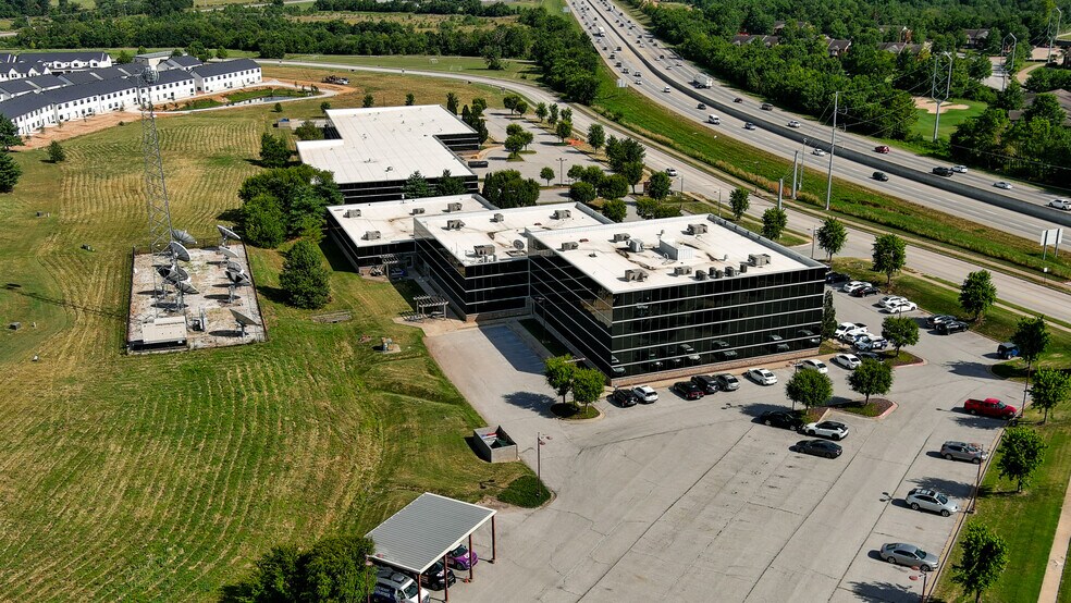 2809 Ajax Ave, Rogers, AR à louer - Photo de l’immeuble – Image 3 sur 5