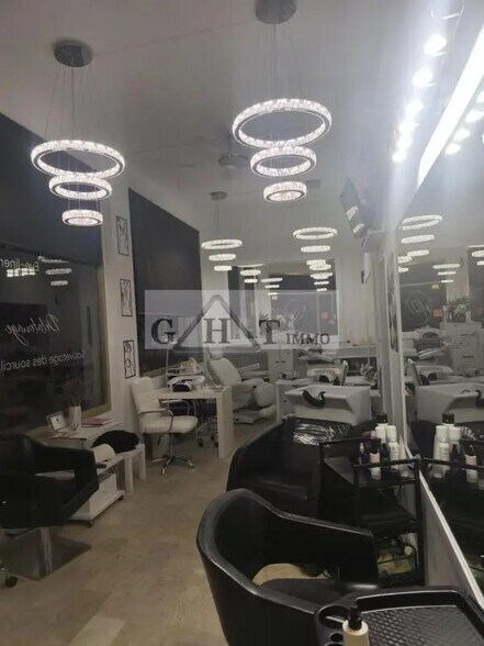 Local commercial dans Le Cannet à vendre - Photo intérieure – Image 2 sur 6