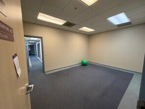 999 S Fairmont Ave, Lodi, CA à louer Photo intérieure– Image 2 sur 18