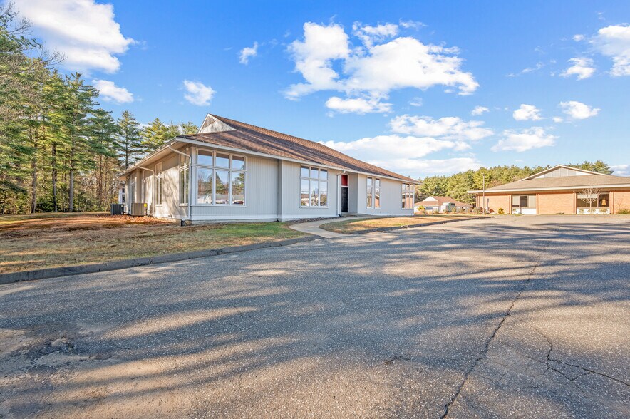 72 W Stafford Rd, Stafford Springs, CT à vendre - Photo de l’immeuble – Image 3 sur 29