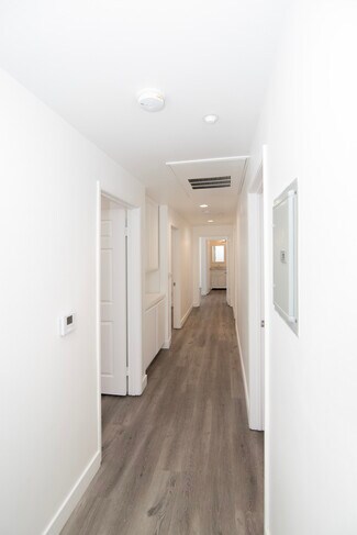 Plus de détails pour 1248 W Adams Blvd, Los Angeles, CA - Logement à vendre