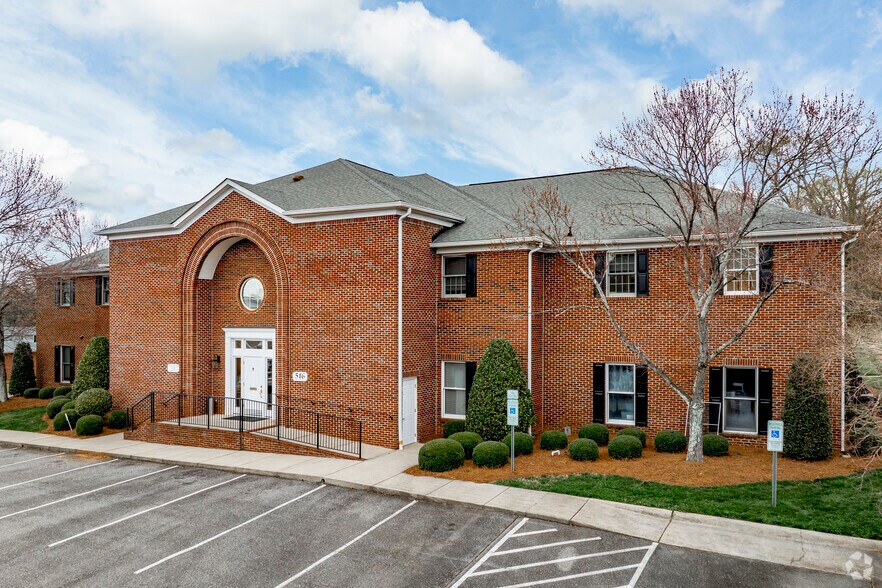 518 S New Hope Rd, Gastonia, NC à louer - Photo principale – Image 1 sur 6