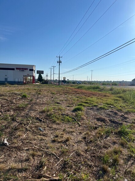 Fm 78, San Antonio, TX à vendre - Photo de l’immeuble – Image 3 sur 6