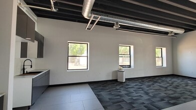726 E Monroe Ave, Buckeye, AZ à louer Photo intérieure– Image 2 sur 14