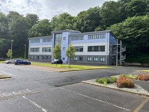 12A Queen St, Galashiels à louer Photo de l’immeuble– Image 1 sur 4