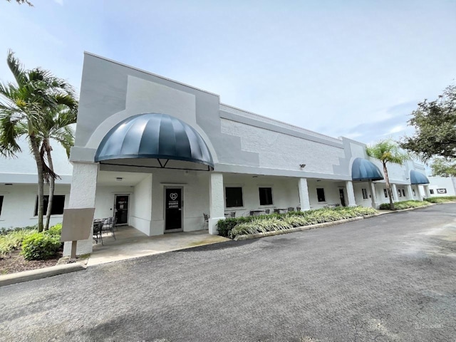 2855-2915 S Congress Ave, Delray Beach, FL à louer Photo de l’immeuble– Image 1 sur 12