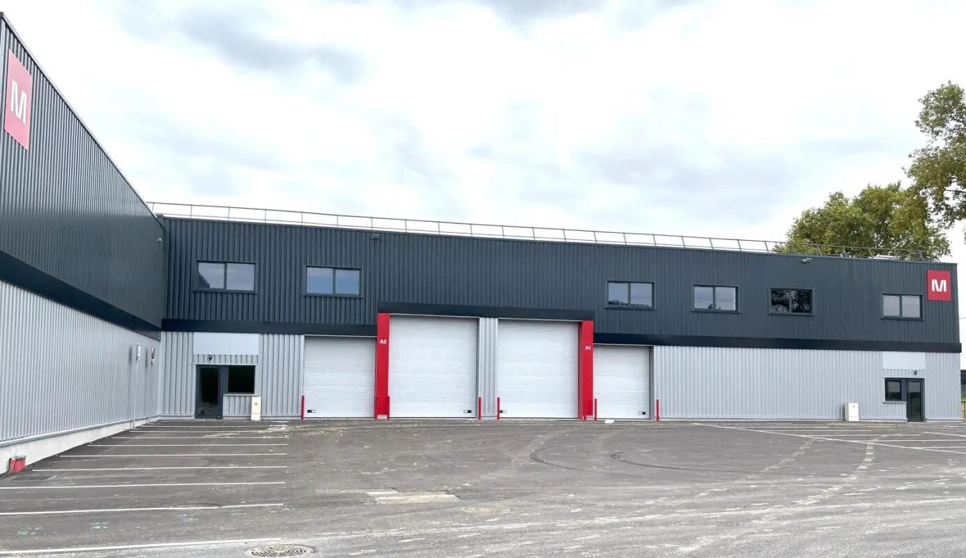 Local d’activités dans Bruguières à louer Photo de l’immeuble– Image 1 sur 24