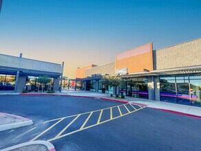 5025 S Gilbert Rd, Chandler, AZ à louer Photo intérieure– Image 1 sur 3