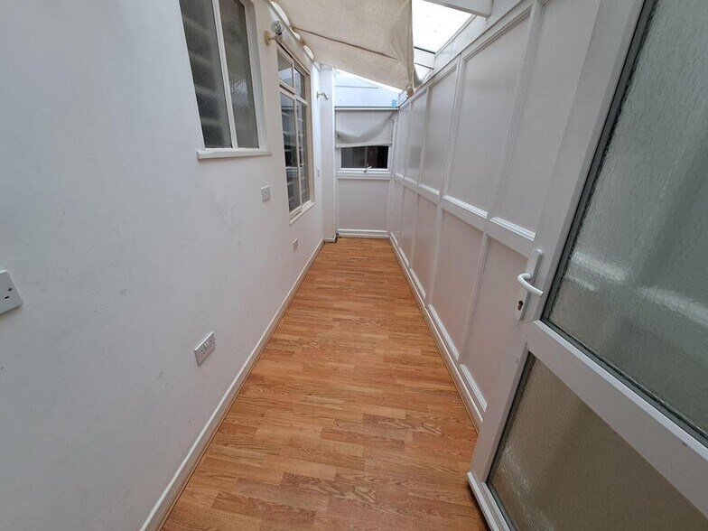 10 Hampton Court Rd, Birmingham à louer - Photo de l’immeuble – Image 2 sur 5