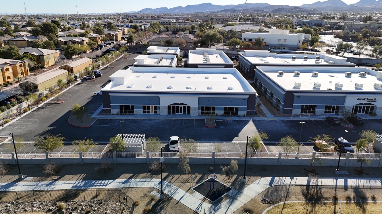 Horizon Ridge Pkwy & Jeffrey, Henderson, NV à louer Photo de l’immeuble– Image 1 sur 4