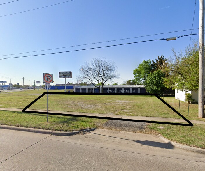 1301 S Stemmons Fwy, Lewisville, TX à vendre - Photo principale – Image 1 sur 1