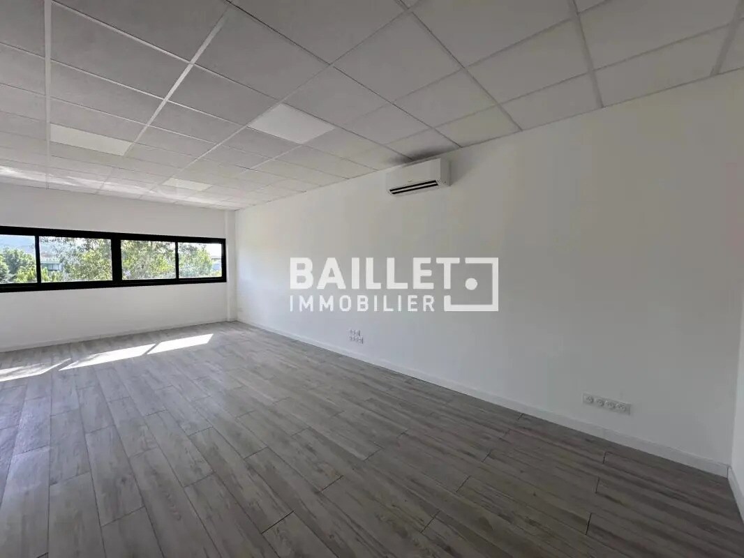 Bureau dans Fréjus à louer Photo intérieure– Image 1 sur 9