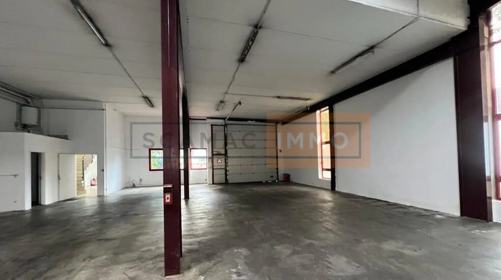 Industriel/Logistique dans Le Blanc-Mesnil à louer - Photo de l’immeuble – Image 3 sur 6