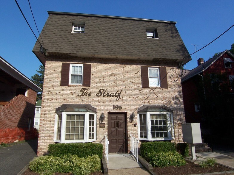 195 3rd Ave, Westwood, NJ à vendre - Photo de l’immeuble – Image 3 sur 21