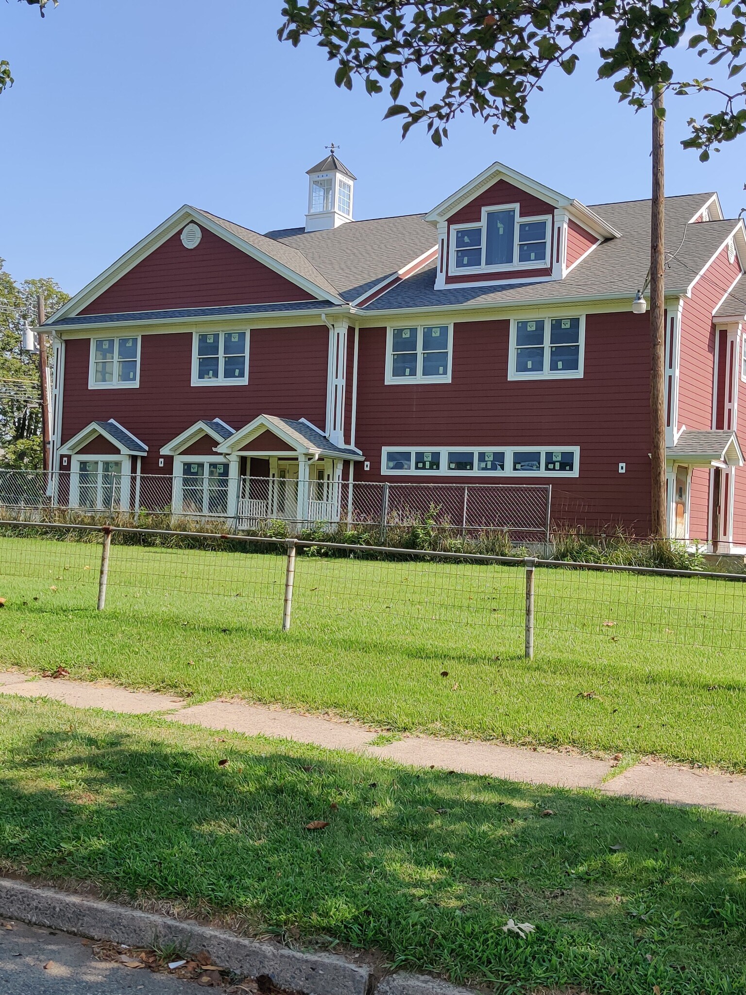 2223 Saint Georges Ave, Rahway, NJ à vendre Photo de l’immeuble– Image 1 sur 8