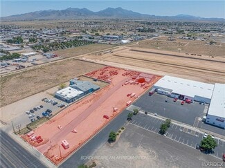 Plus de détails pour 2630 Airway Ave, Kingman, AZ - Industriel/Logistique à vendre