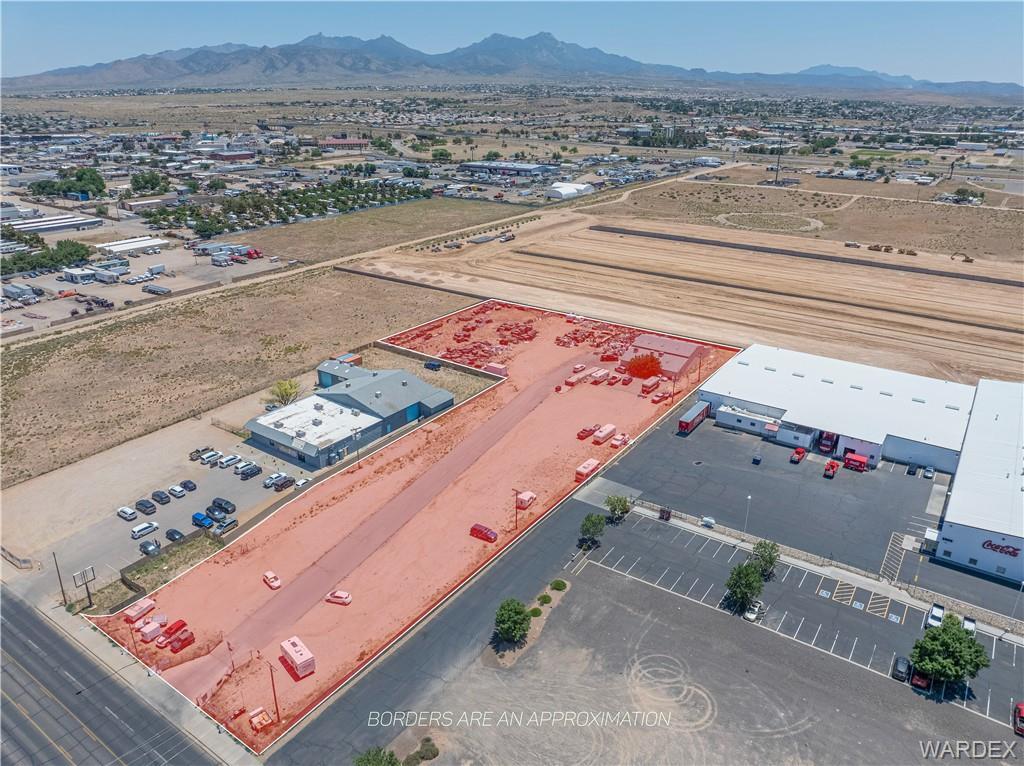 2630 Airway Ave, Kingman, AZ à vendre Aérien– Image 1 sur 16