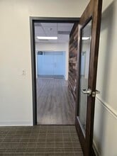 4303 Vineland Rd, Orlando, FL à louer Photo intérieure– Image 2 sur 9