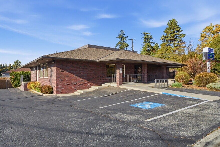 3802 Tieton Dr, Yakima, WA à vendre - Photo de l’immeuble – Image 2 sur 50