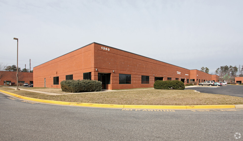 1360 Blair Dr, Odenton, MD à louer - Photo de l’immeuble – Image 3 sur 4