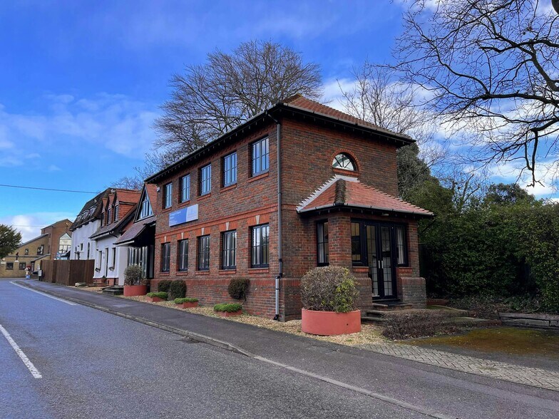 Copse Ln, Southampton à louer - Photo de l’immeuble – Image 2 sur 11