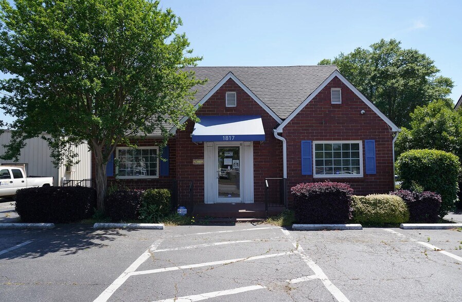 1817 N Boulevard, Anderson, SC à vendre - Photo principale – Image 1 sur 15