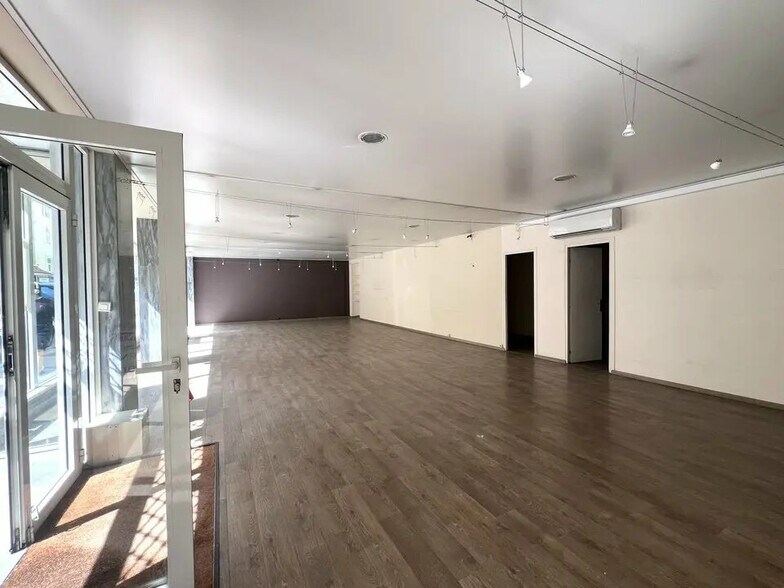 Local commercial dans Nice à vendre - Photo de l’immeuble – Image 1 sur 10