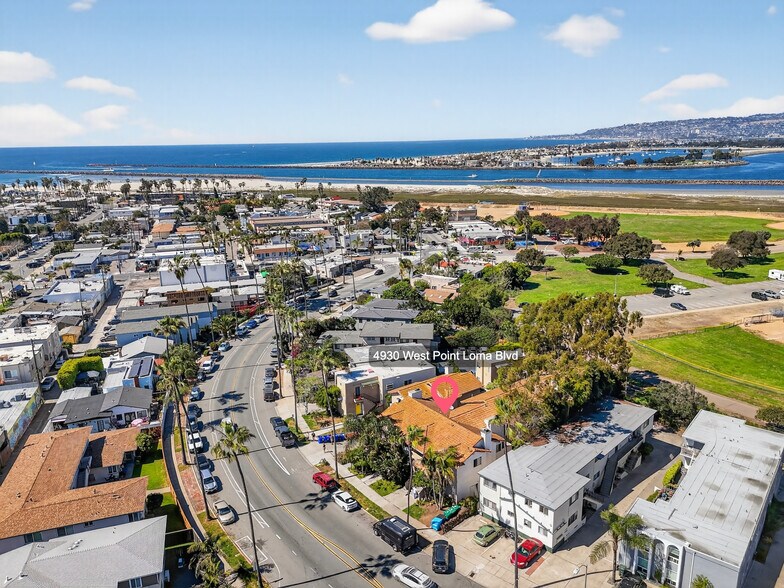 4930 W Point Loma Blvd, San Diego, CA à vendre - Photo de l’immeuble – Image 3 sur 31