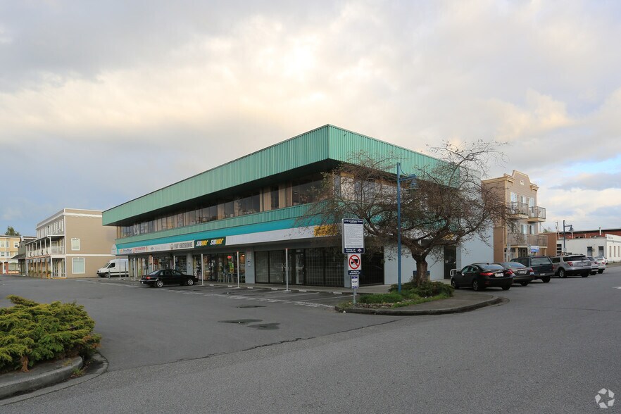 3740 Chatham St, Richmond, BC à louer - Photo de l’immeuble – Image 2 sur 5
