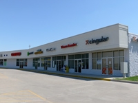 Plus de détails pour 2100-2110 Woodfall Dr, Charleston, IL - Local commercial à louer