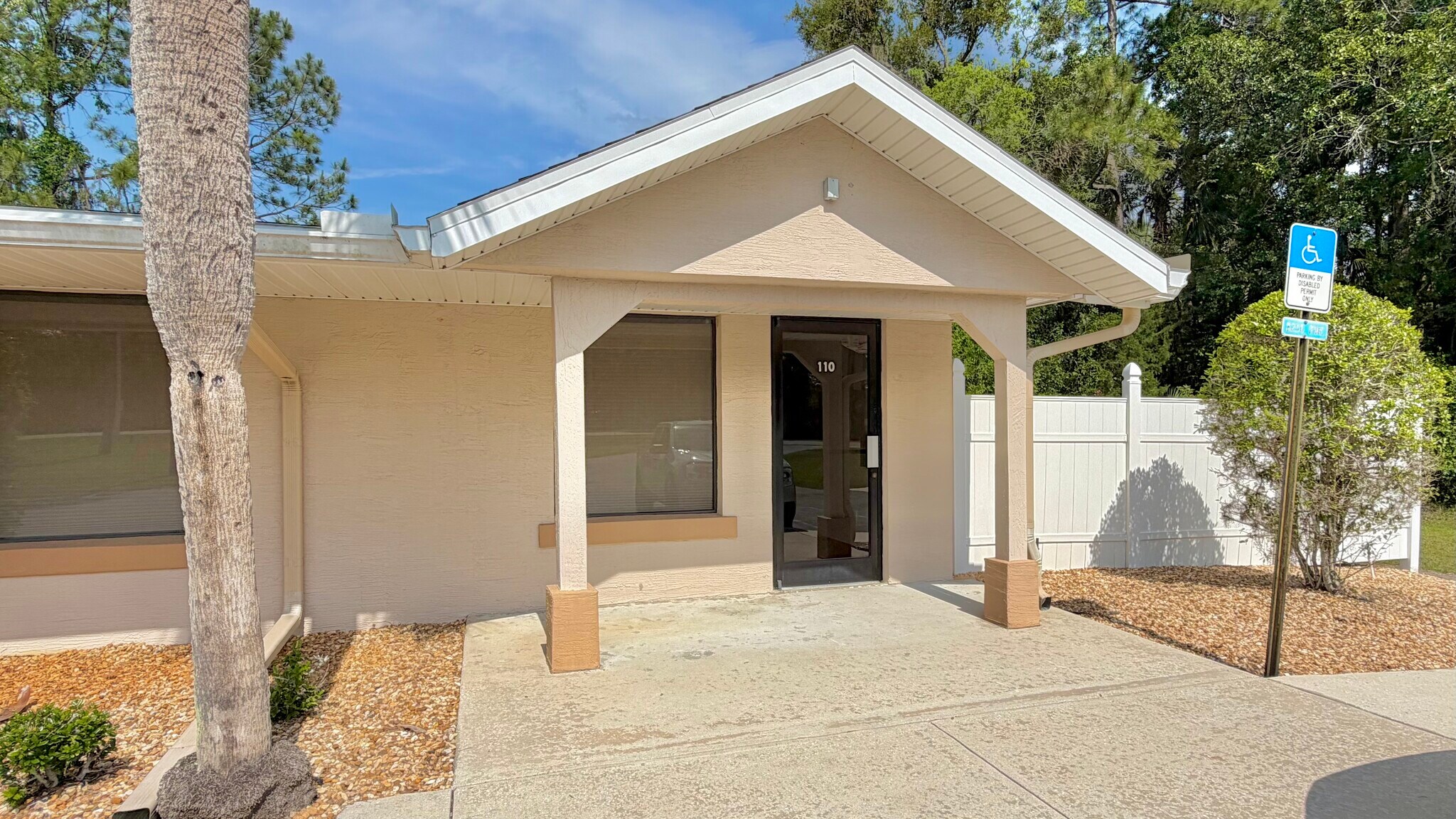 1108 S State St, Bunnell, FL à louer Photo principale– Image 1 sur 10