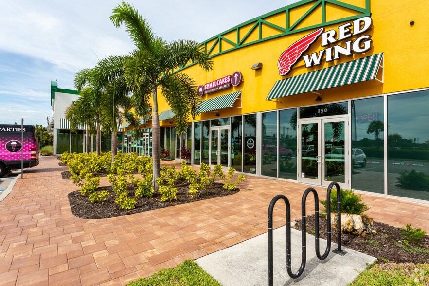 11150 S Cleveland Ave, Fort Myers, FL à louer - Photo de l’immeuble – Image 3 sur 5