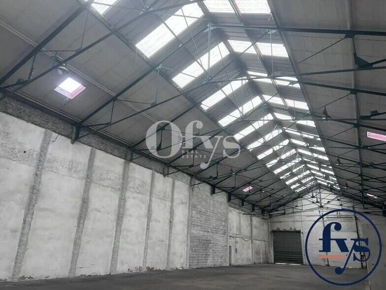 Local d'activités dans Lyon à vendre - Photo de l’immeuble – Image 1 sur 8