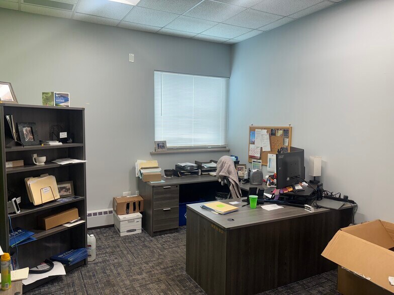 360 Highland Rd E, Macedonia, OH à louer - Photo intérieure – Image 3 sur 33