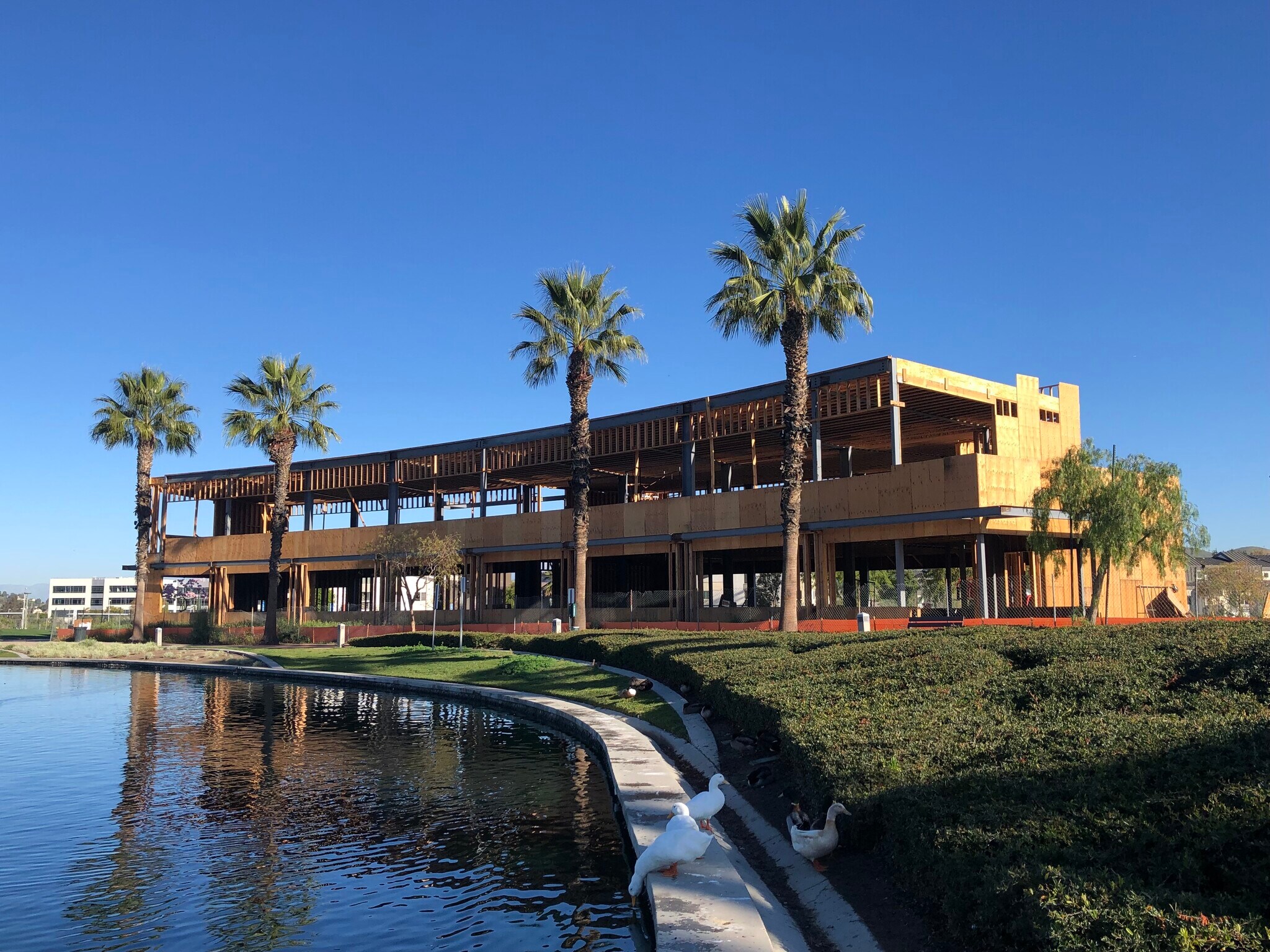 2794 Pronio Cir, Corona, CA à louer Photo principale– Image 1 sur 12