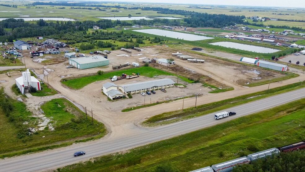 5416 49th Ave, Rycroft, AB à vendre - Photo principale – Image 1 sur 14