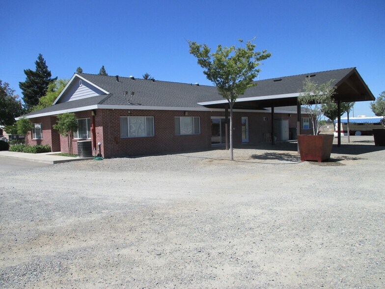 1287 Furneaux Rd, Olivehurst, CA à louer - Photo de l’immeuble – Image 2 sur 19