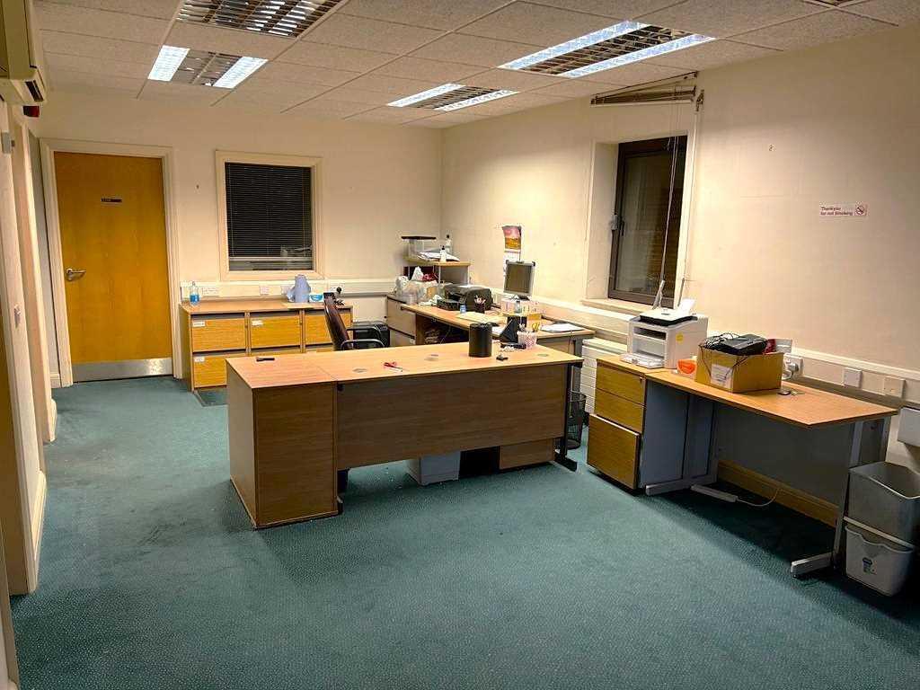 12 Mill St, Slough à louer Photo intérieure– Image 1 sur 7