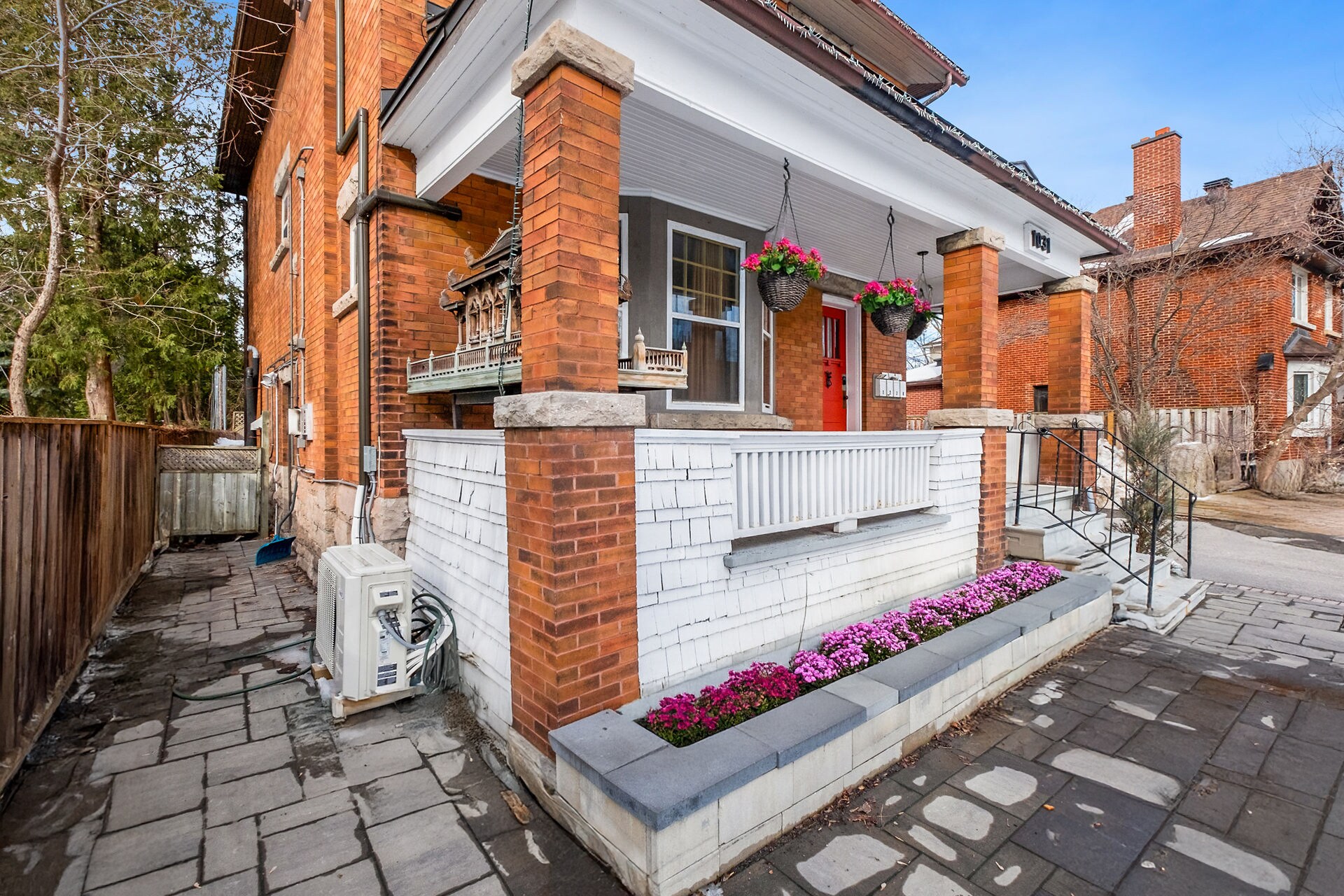 1031 Carling Av, Ottawa, ON à vendre Photo de l’immeuble– Image 1 sur 51