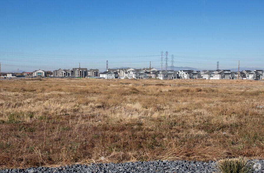 3454 W 4000 S, West Haven, UT à louer - Photo de l’immeuble – Image 2 sur 2