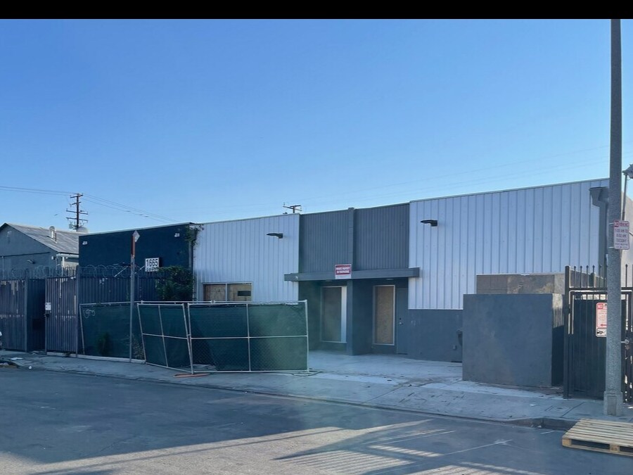 1667-1669 Cota Ave, Long Beach, CA à vendre Photo de l’immeuble– Image 1 sur 3