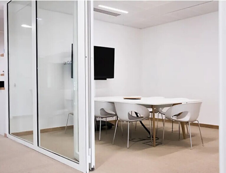 Bureau dans Saint-Omer à louer - Photo de l’immeuble – Image 2 sur 2