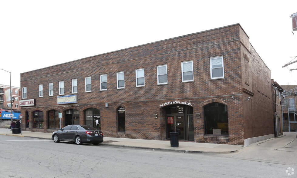 3239 Grove Ave, Berwyn, IL à vendre - Photo de l’immeuble – Image 3 sur 3