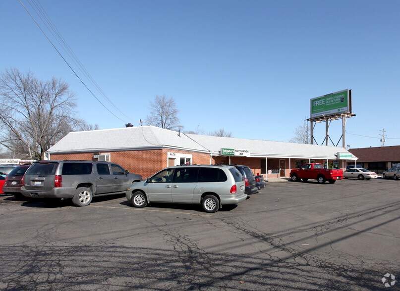 4678-4688 E Main St, Whitehall, OH à louer - Photo de l’immeuble – Image 3 sur 4