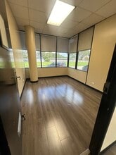 8121 Broadway St, Houston, TX à louer Photo intérieure– Image 1 sur 3