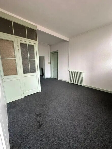 Bureau dans Bordeaux à louer - Photo de l’immeuble – Image 2 sur 4