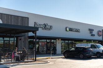 1430 N Interstate 35, San Marcos, TX à louer Photo intérieure– Image 2 sur 45